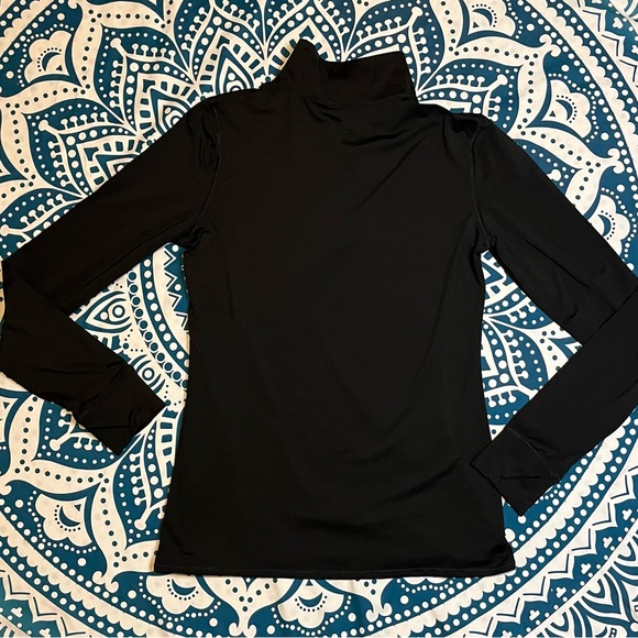 Women's Sz Sm Warm Essentials by Cuddl Duds Long Sleeve half zip w/thumb holes - Picture 6 of 6